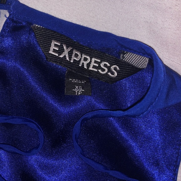 Express dress - Picture 4 of 6